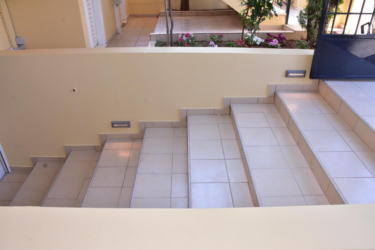 Keratea Apartment Athens Airport ภายนอก รูปภาพ